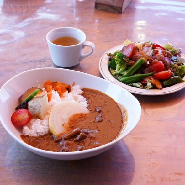 autumn day trip - cafe scuola