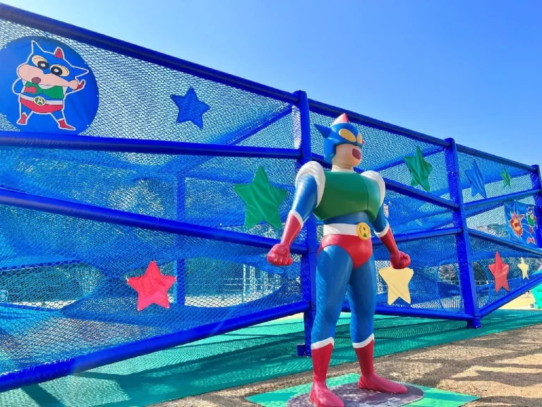 Every hero needs a dramatic pose