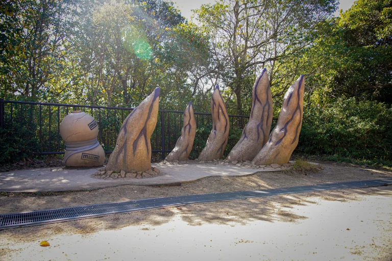 Hands of Shukaku one tailed beast at Naruto Shinobi-Zato Chi no Maki mission in Nijigen no Mori Awaji Island