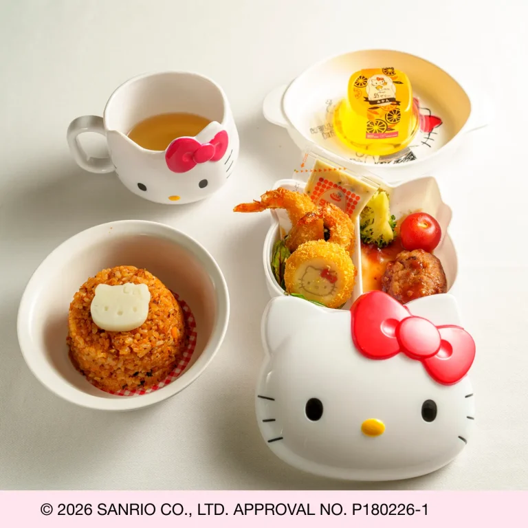 Hello Kitty kids menu with rice, fried shrimp, and dessert at GARDEN Terrace Awaji Island