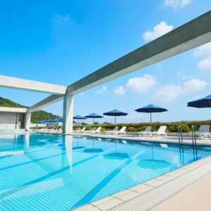 outdoor-pool